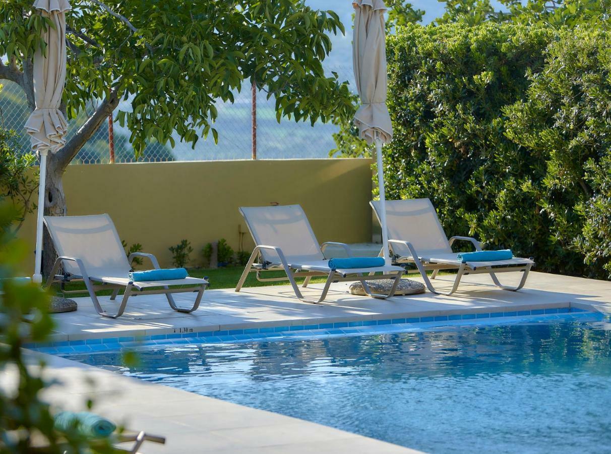 Castello Villa Daphnes - Private Pool & Whirlpool Dhafnes Eksteriør bilde