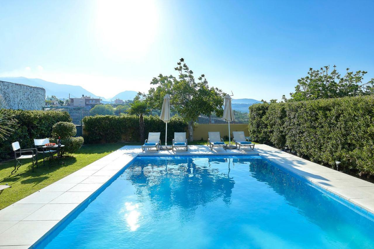 Castello Villa Daphnes - Private Pool & Whirlpool Dhafnes Eksteriør bilde