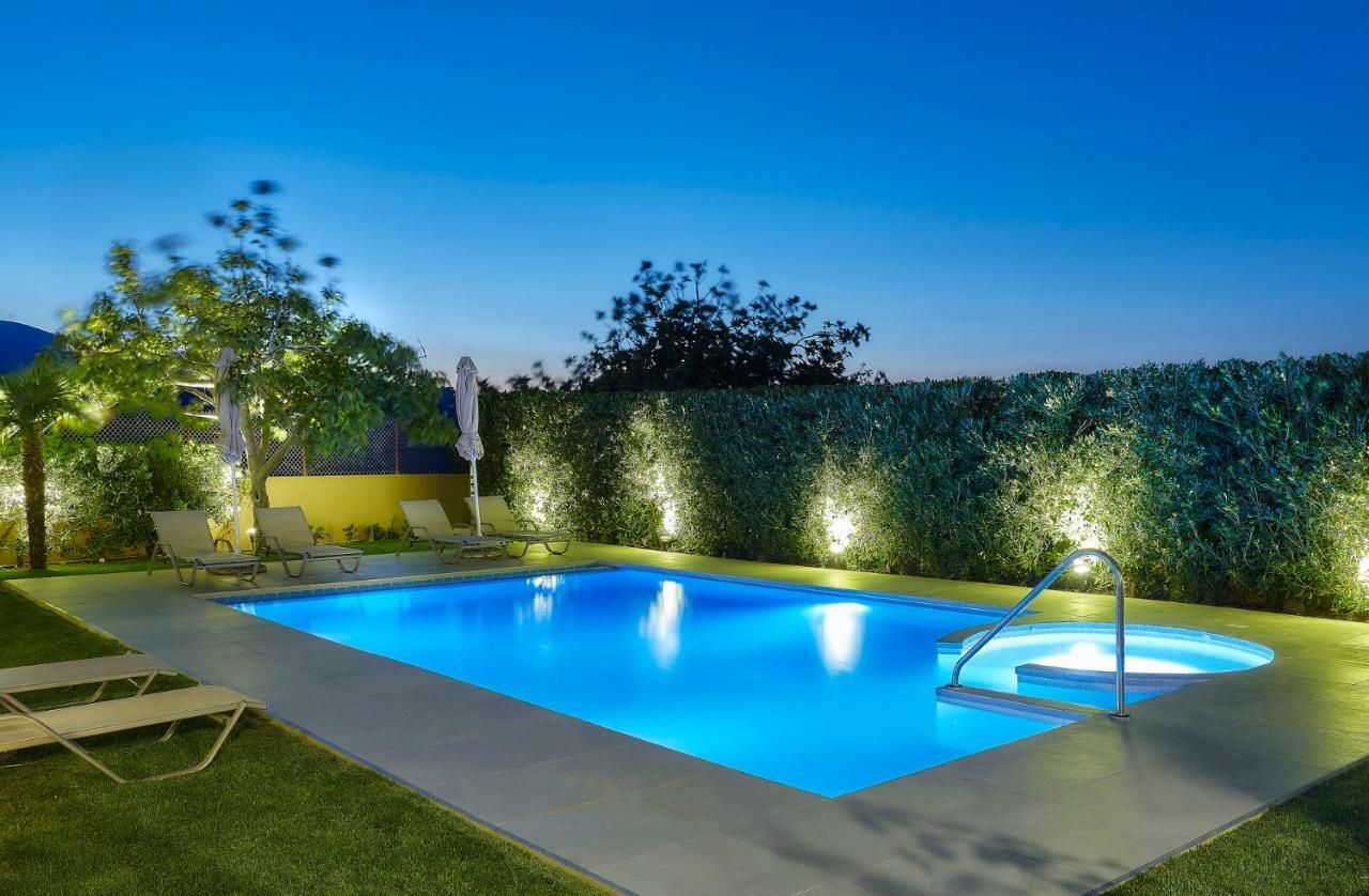 Castello Villa Daphnes - Private Pool & Whirlpool Dhafnes Eksteriør bilde