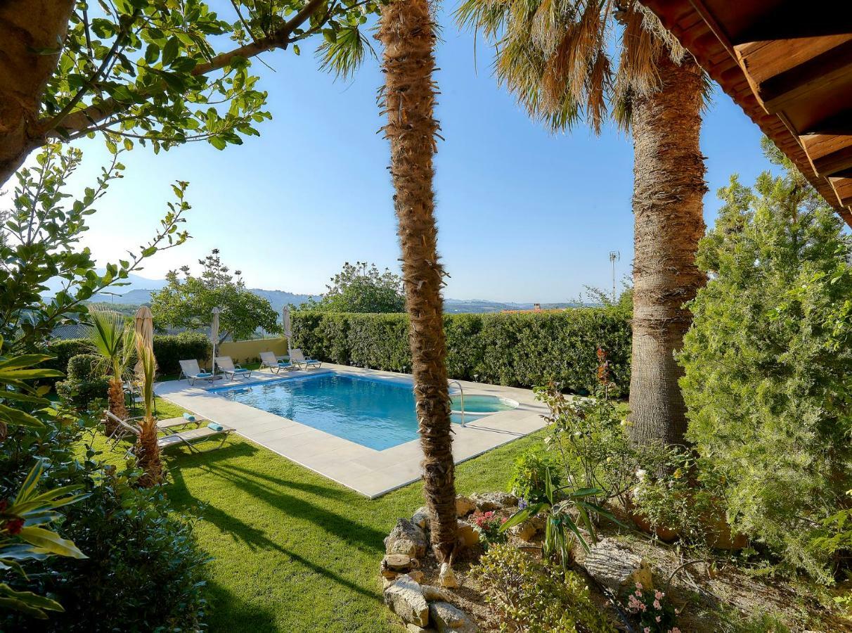 Castello Villa Daphnes - Private Pool & Whirlpool Dhafnes Eksteriør bilde